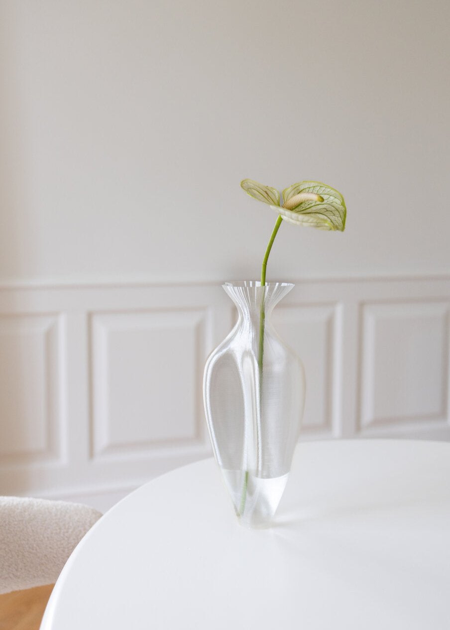Tempus vase, ivory - H30 cm.