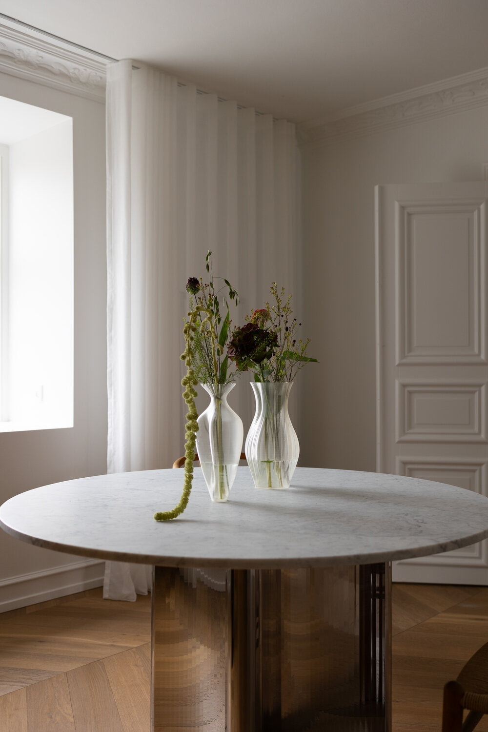 Tempus vase, ivory - H30 cm.