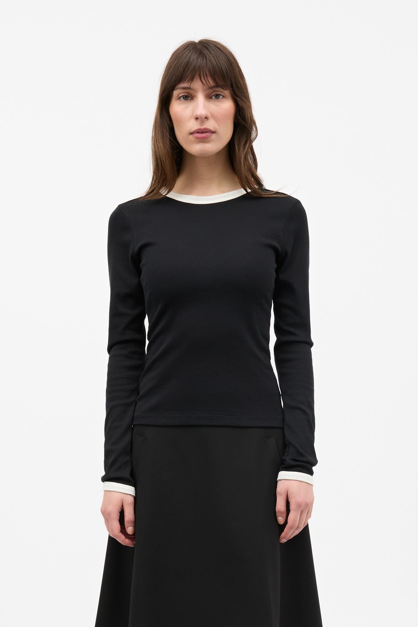 Grace Jersey Camille langærmet t-shirt – Black/Vanilla Ice
