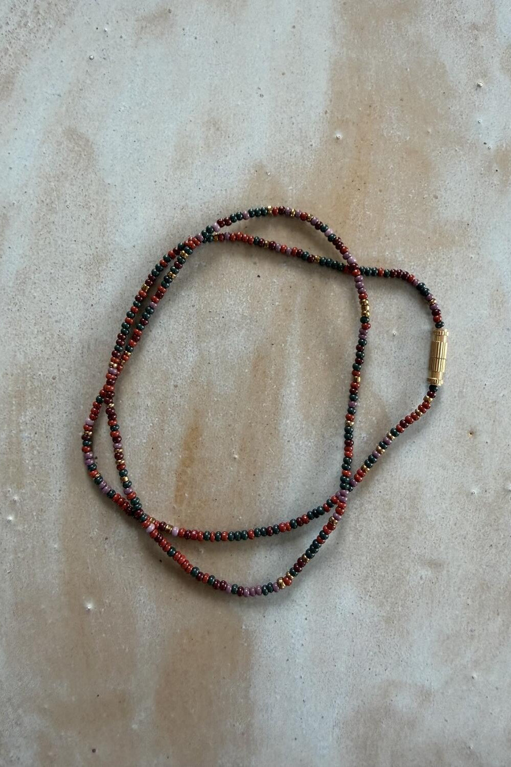 Uli Multi perlehalskæde - 1018 Maroon
