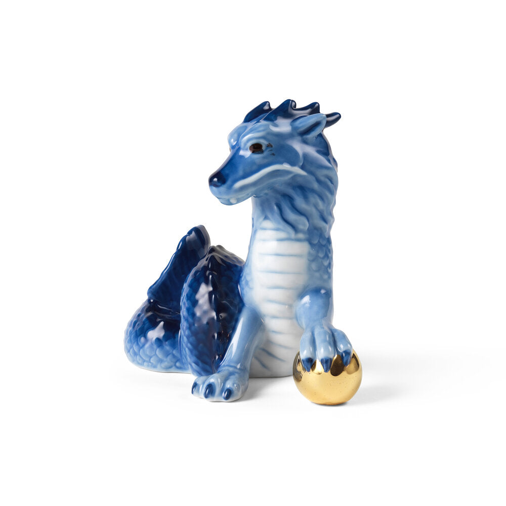 Rsfigur 2024 Drage   1070763 Figurines 2024 Zodiac Dragon 11 5cm 1 300dpi 