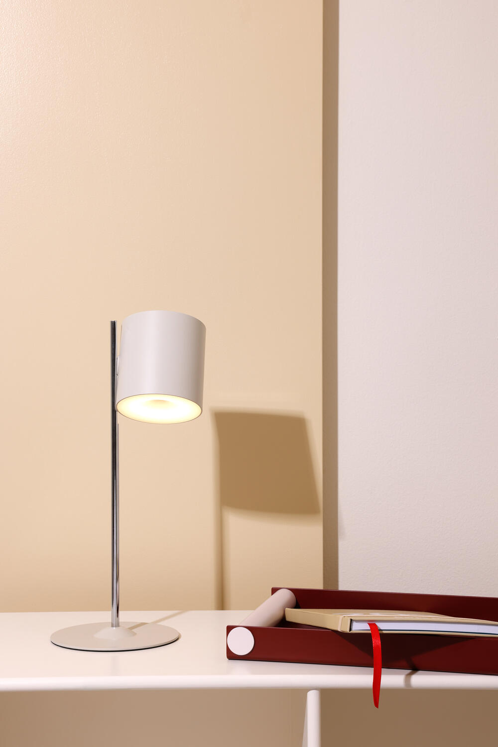 FLYT Portable Lampe - Creamweiss