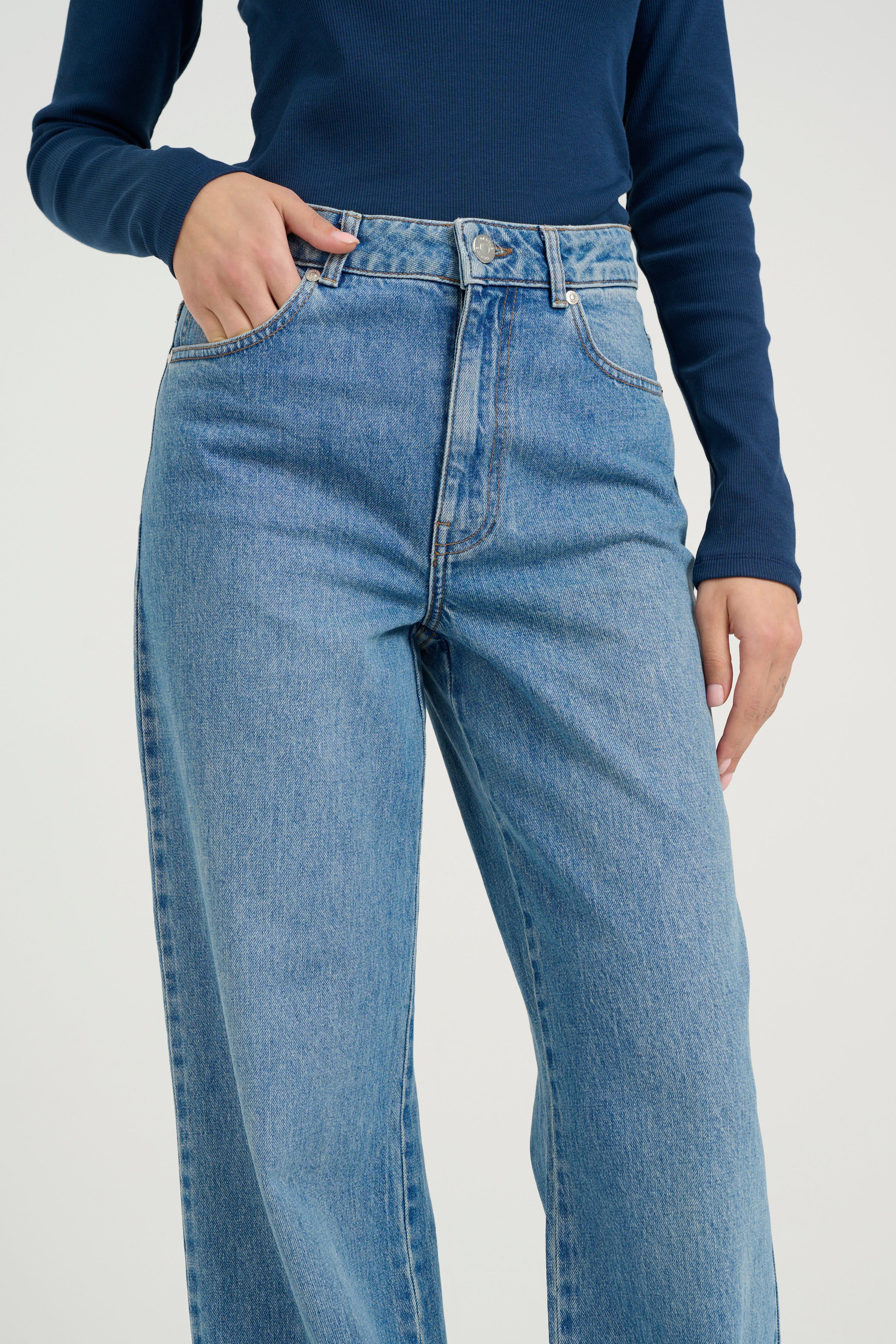 ZolinaGZ wide leg jeans - Washed Mid Blue