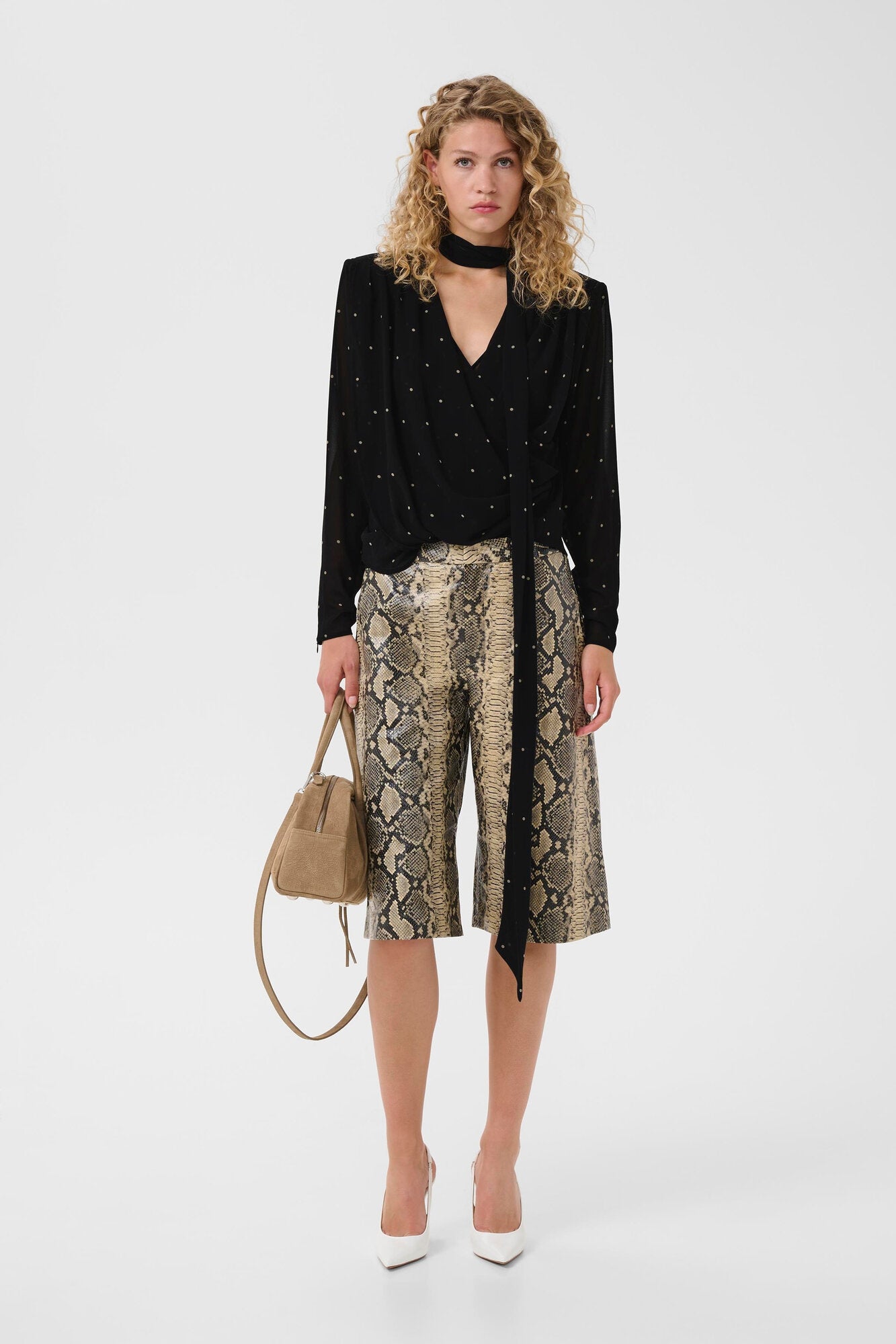 GZallis snake shorts - Pale Khaki Snake