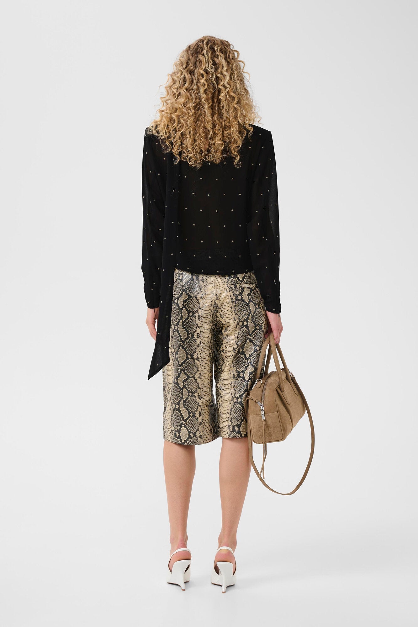 GZallis snake shorts - Pale Khaki Snake