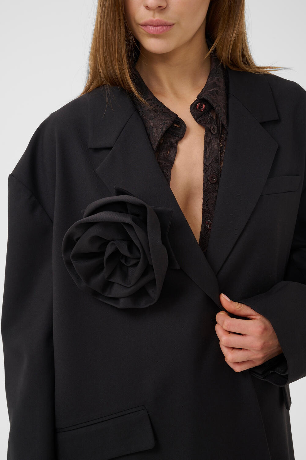 GZpaula flower broche - sort