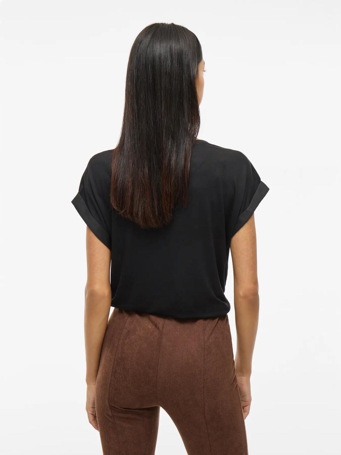 Viellette Satin top - sort