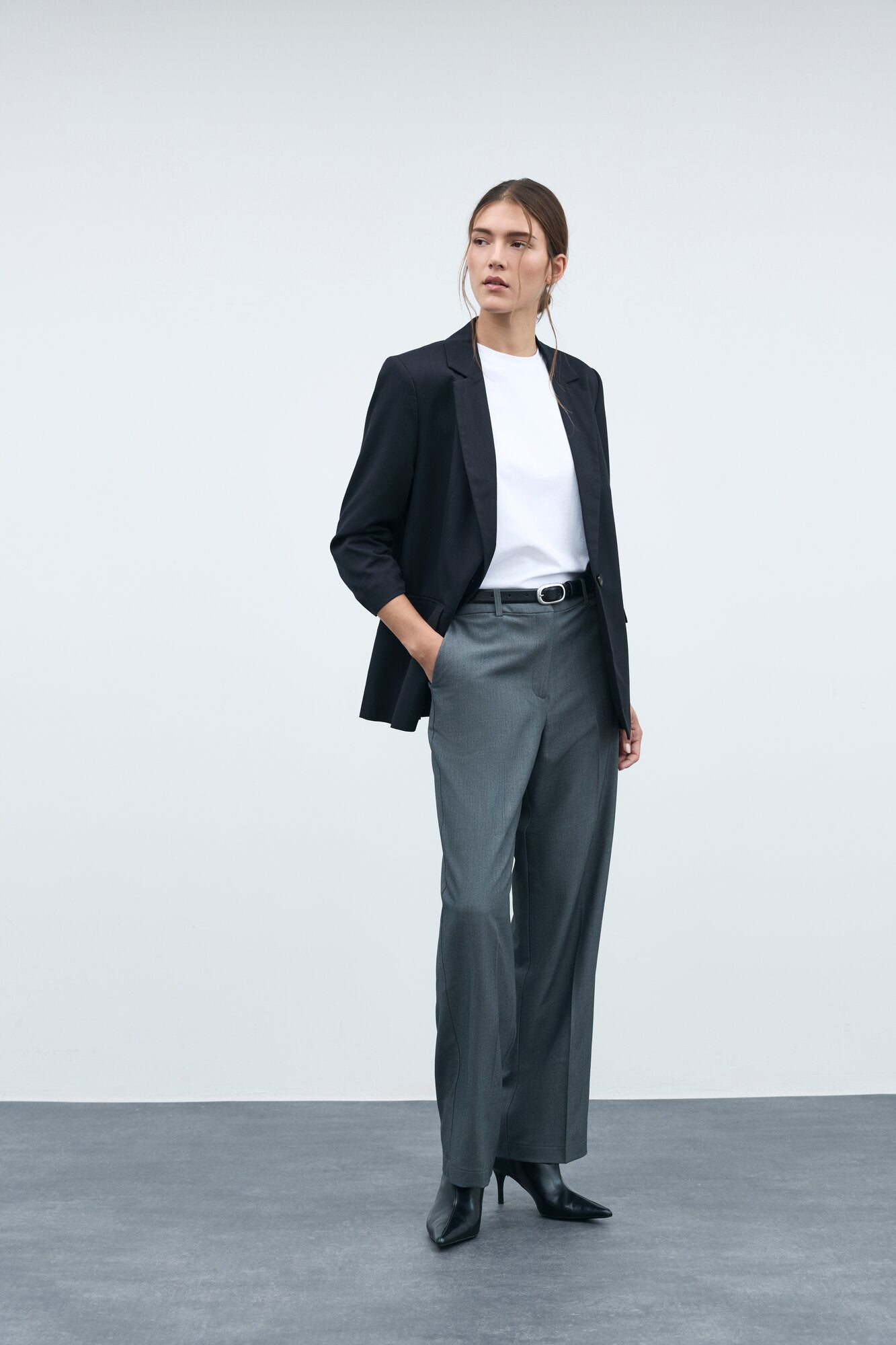 Vikari Wide habitbukser - Dark Grey Melange