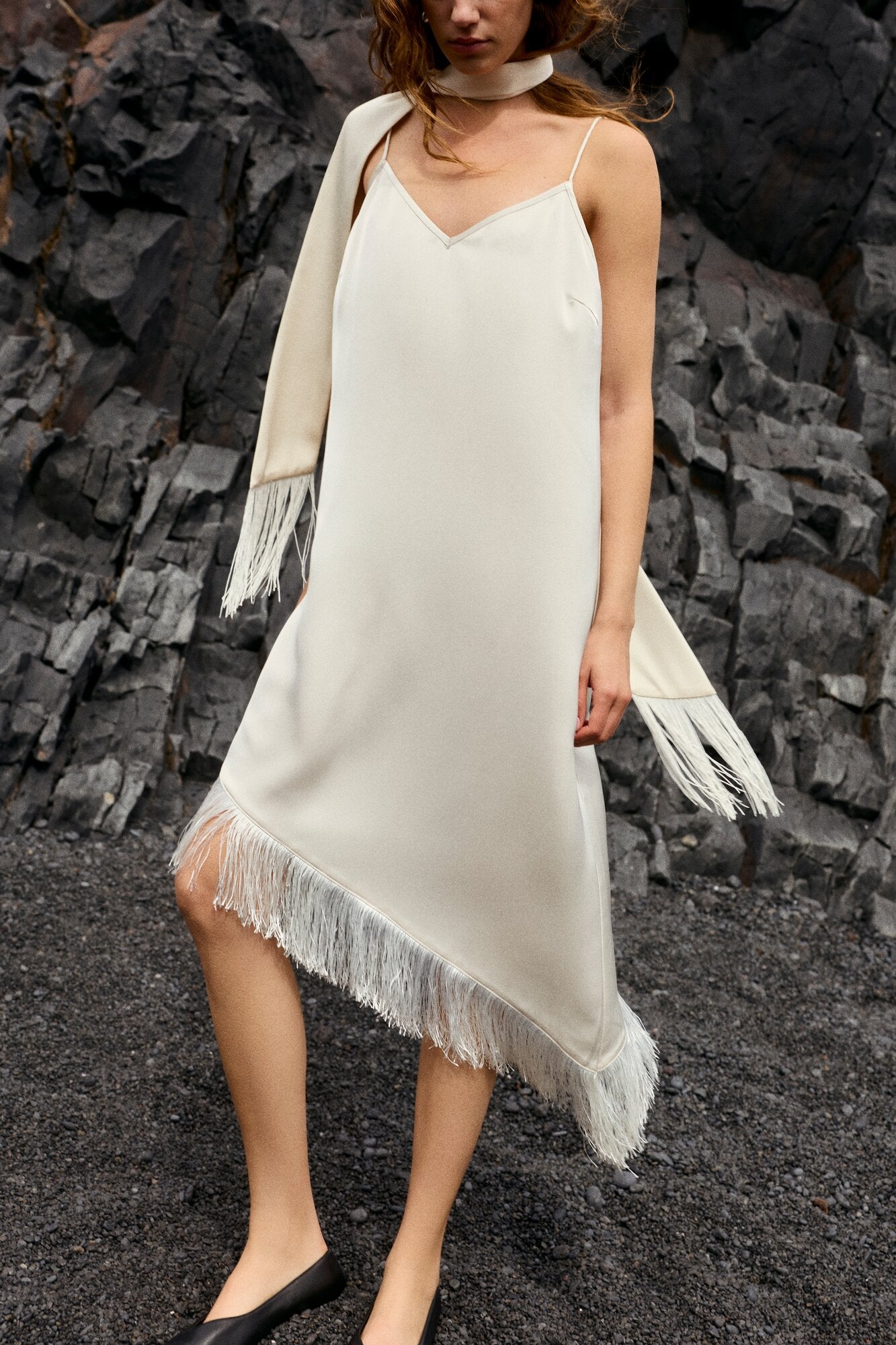 Vierum fringe slipkjole - Birch