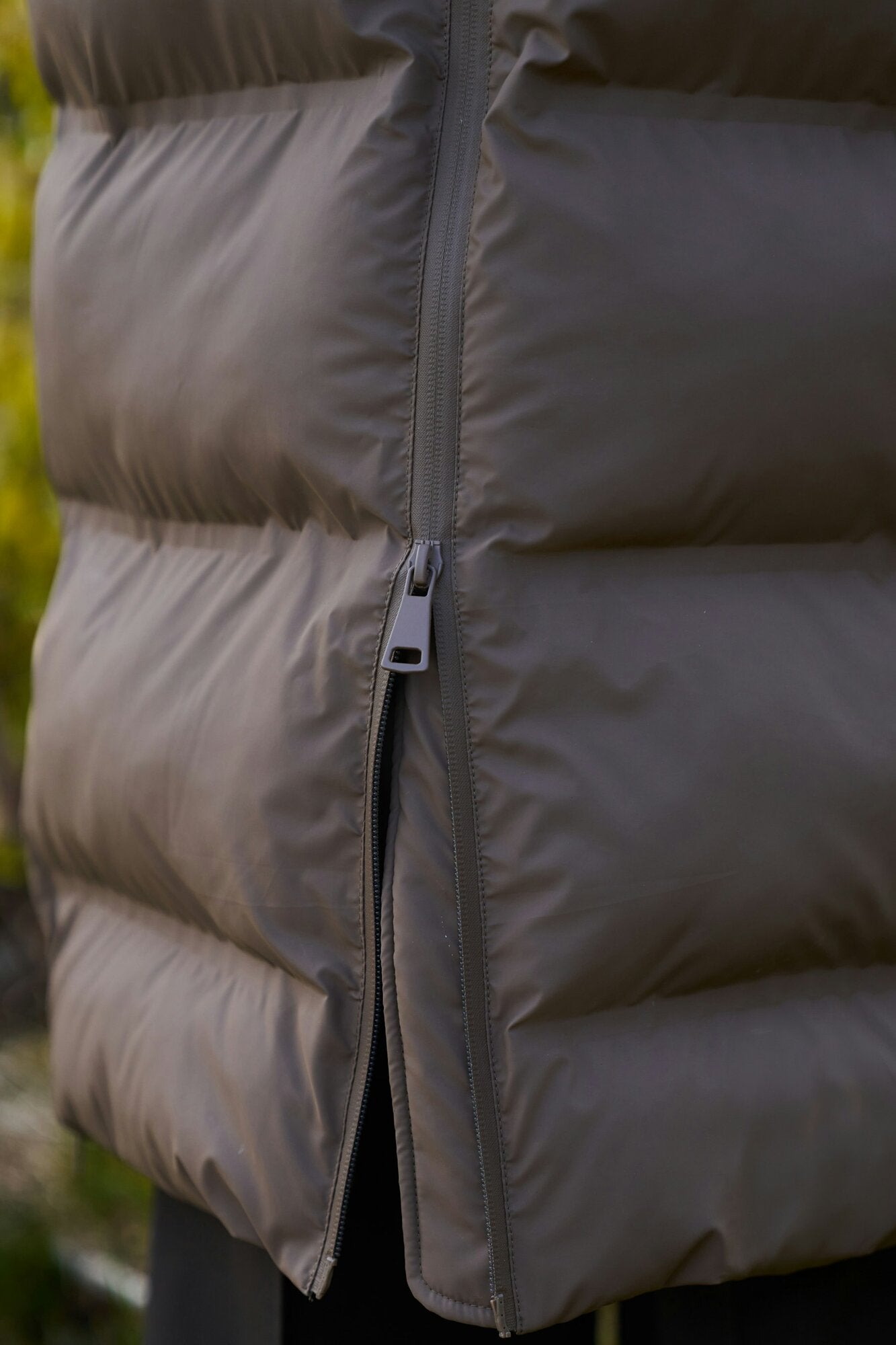 Viviana Puffer dunjakke - Dark Taupe