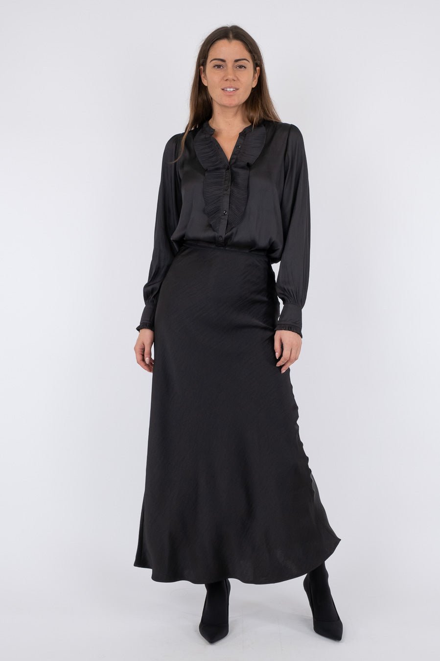 Vicky Heavy satinnederdel - sort