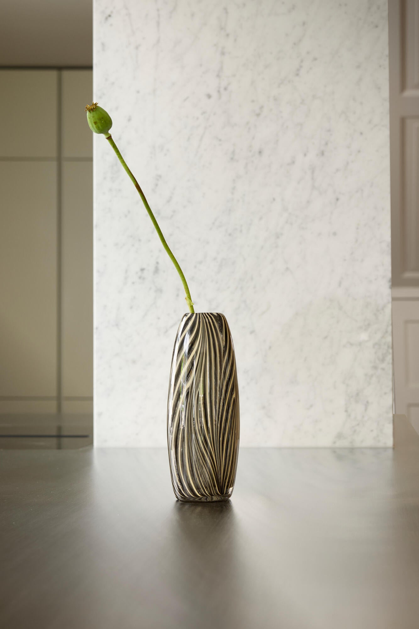 Vase m. striber - H29 cm