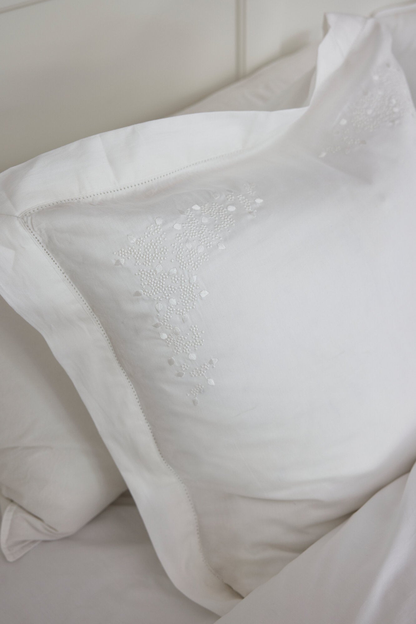 Broderi anglaise sengesæt - hvid