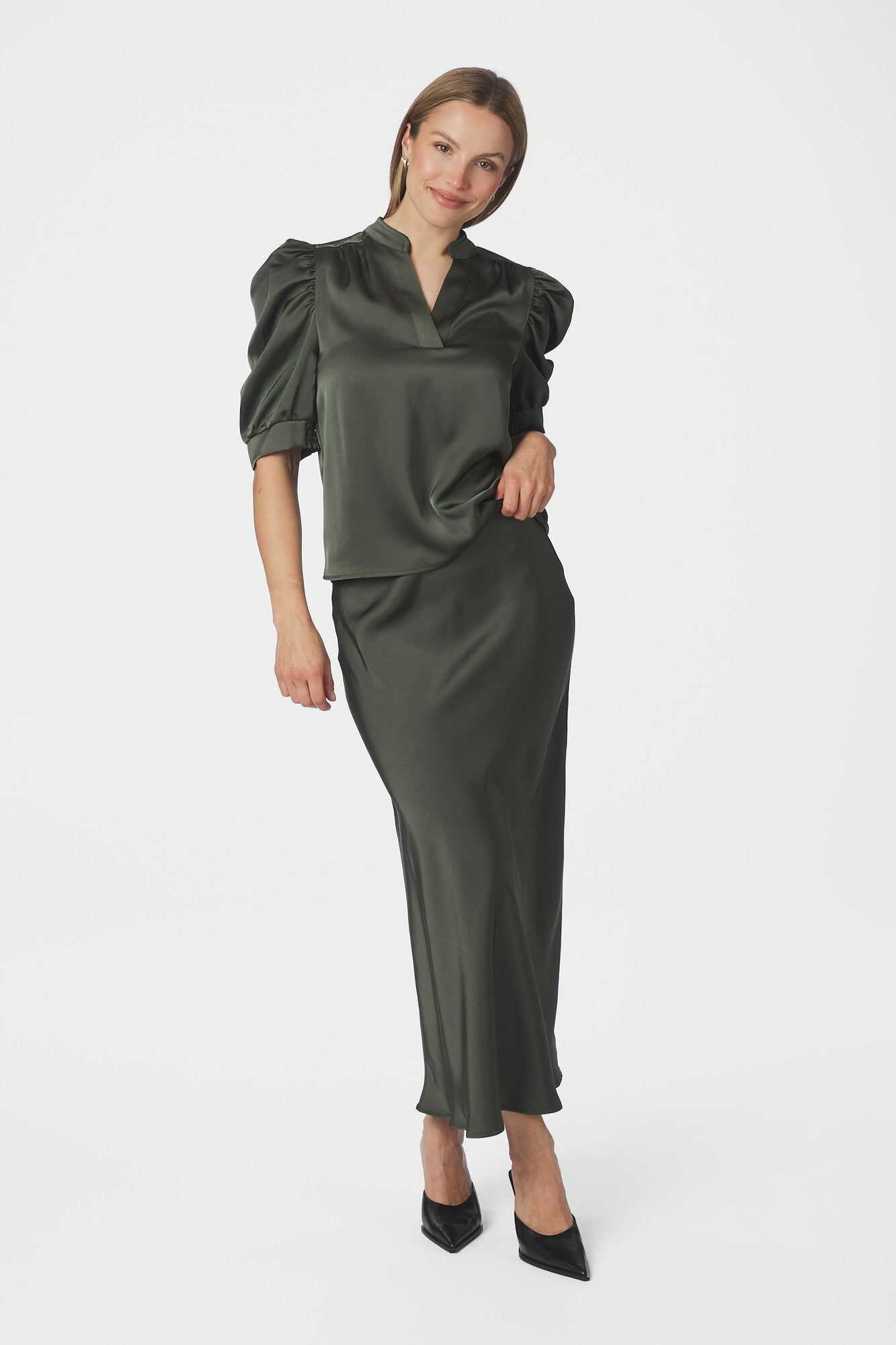 Roella Heavy Sateen bluse - Deep Green