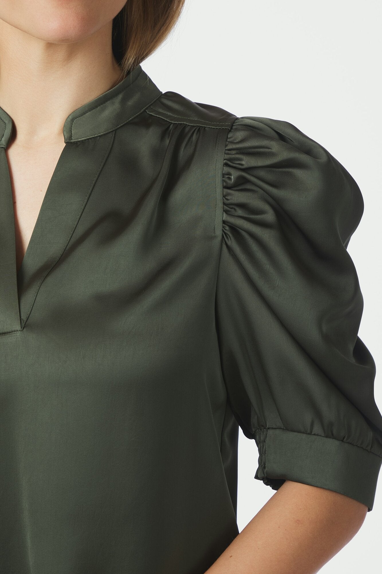 Roella Heavy Sateen bluse - Deep Green