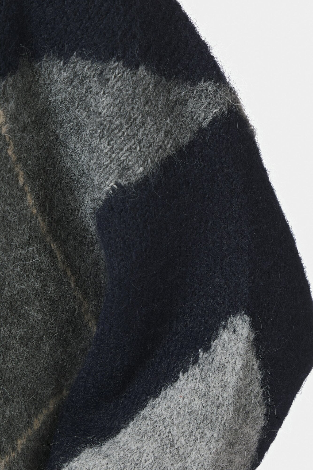 Inga Check Fluff striktrøje - Navy