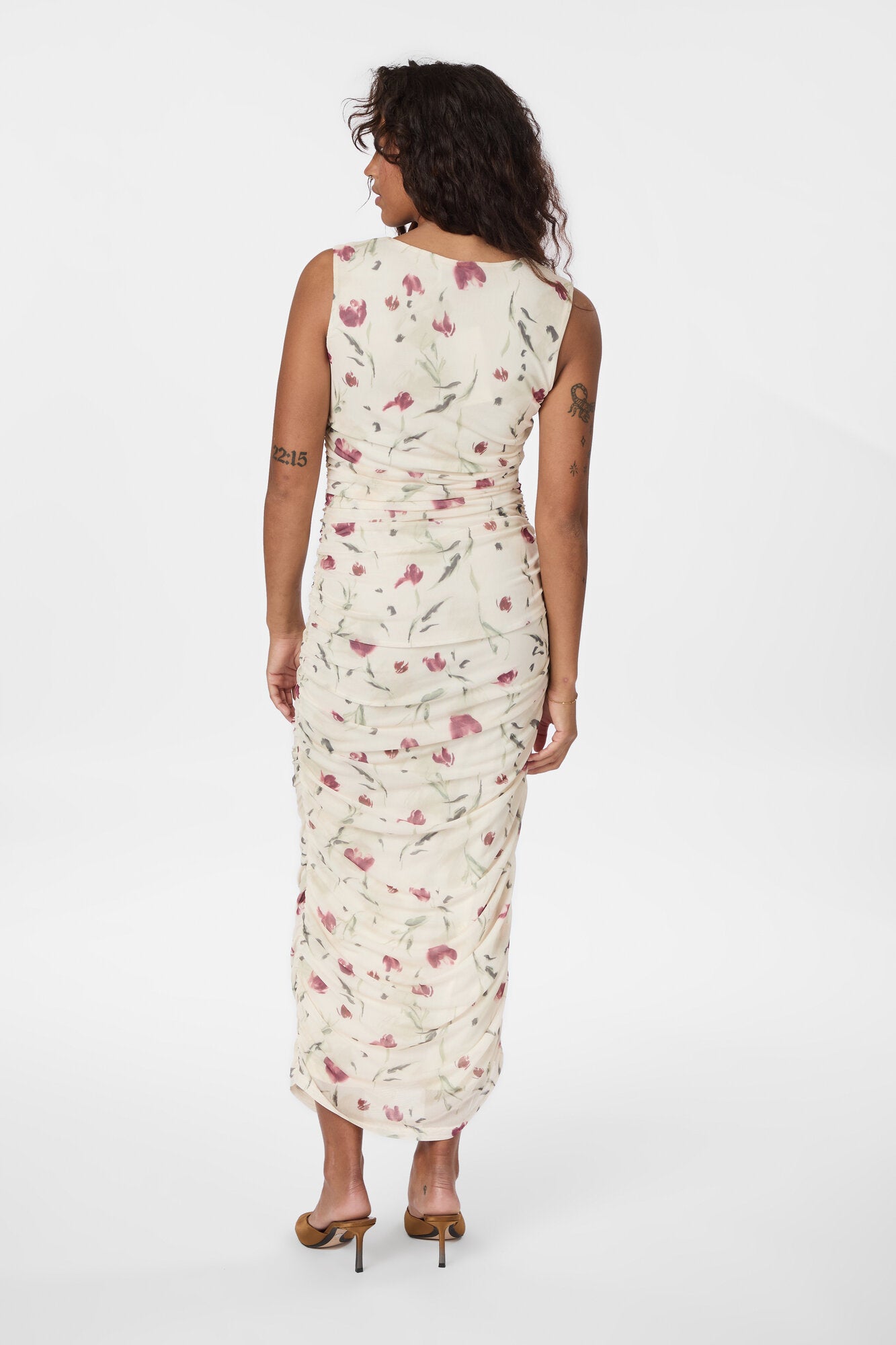 Corilina Artist Mesh midi kjole - creme