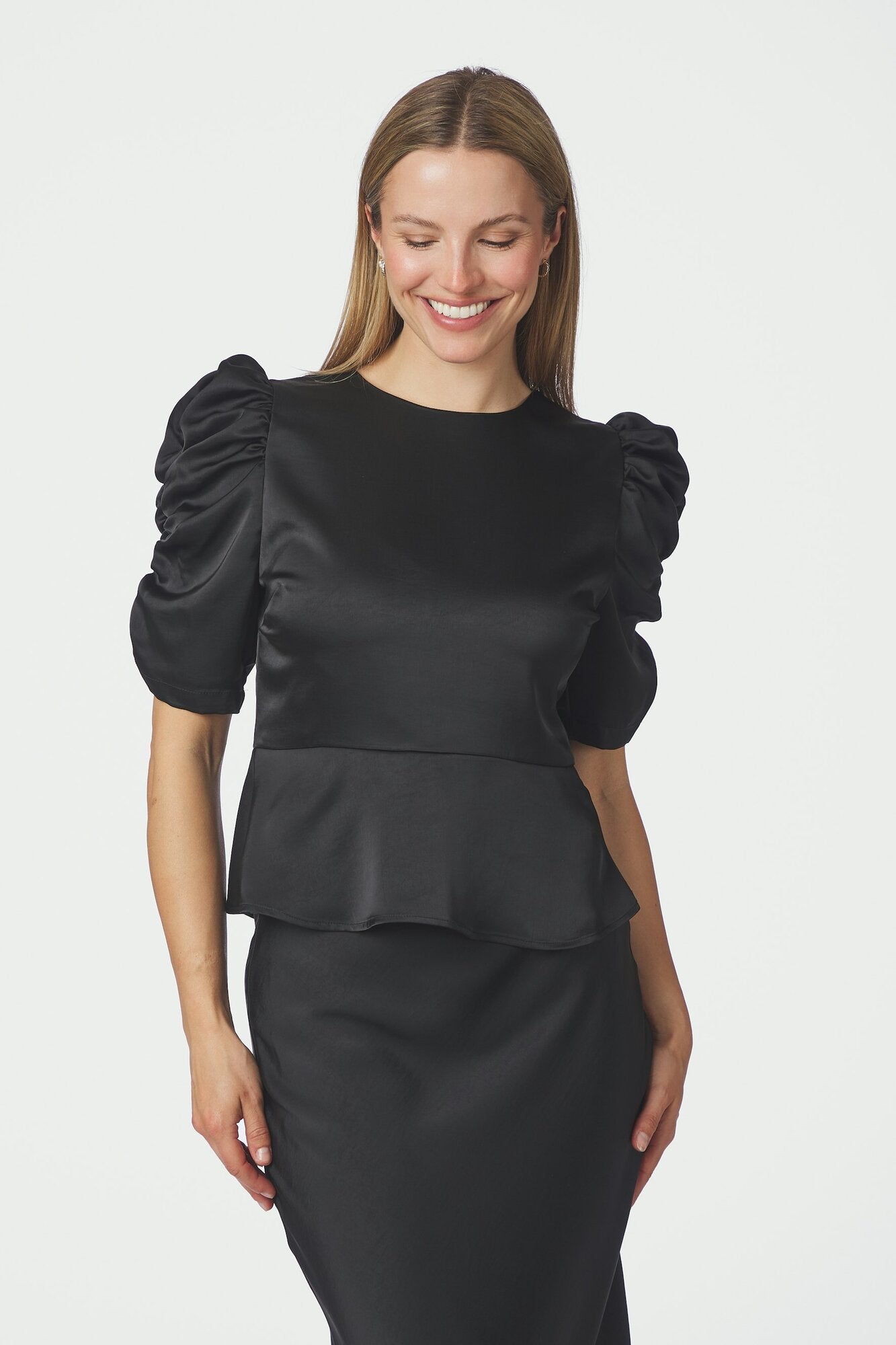 Benua Heavy Sateen bluse - sort