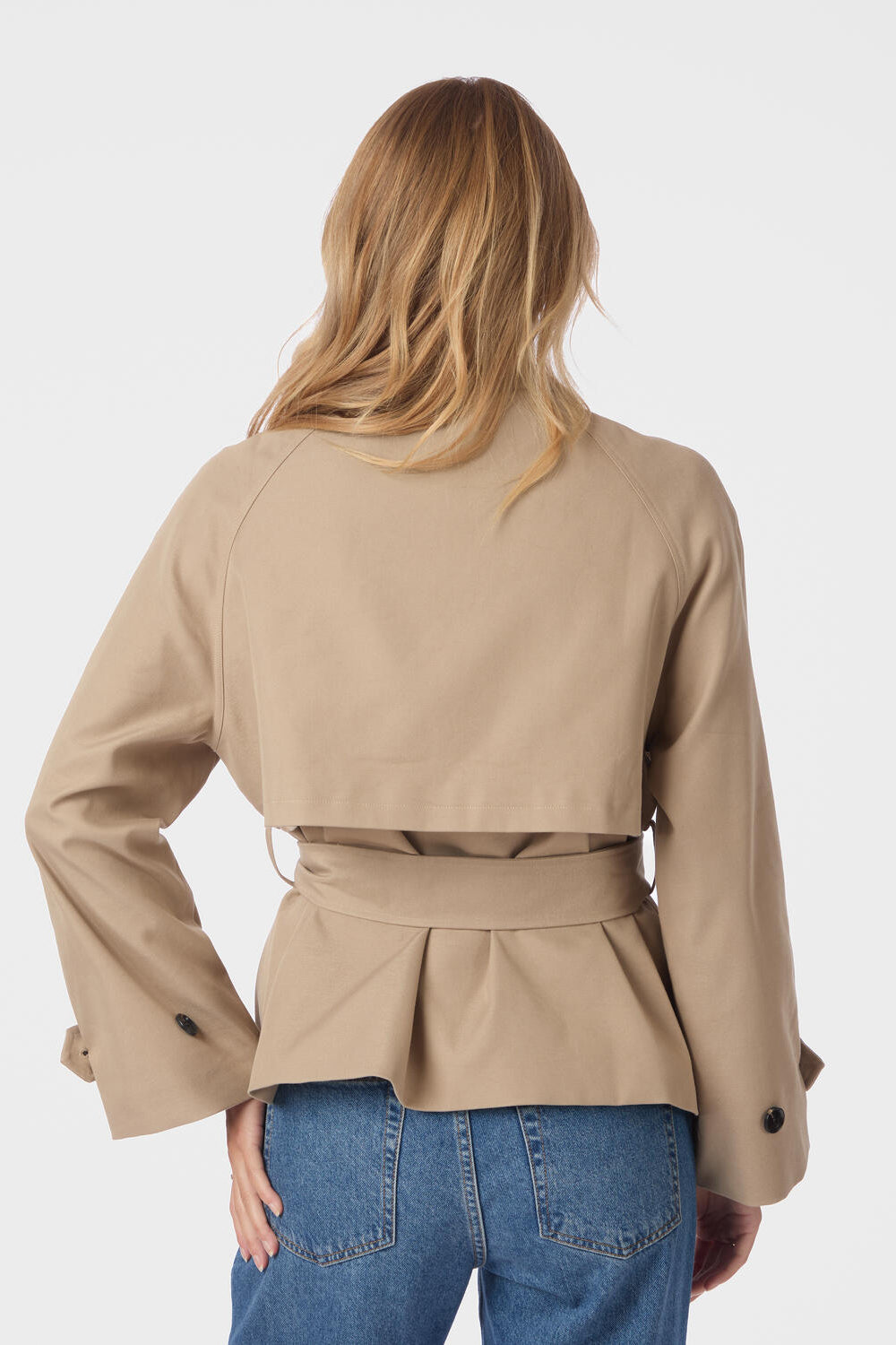 Munet kort trenchcoat - sand