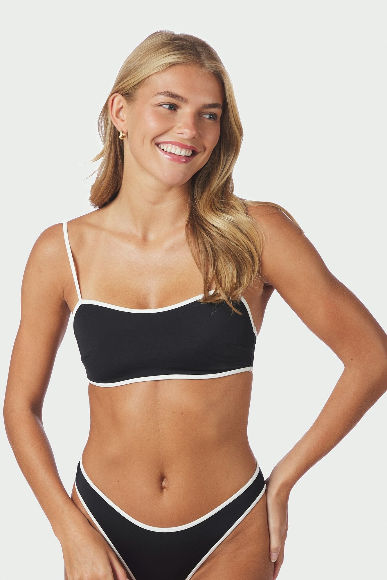 Fia Solid Contrast bikinitop - sort/hvid