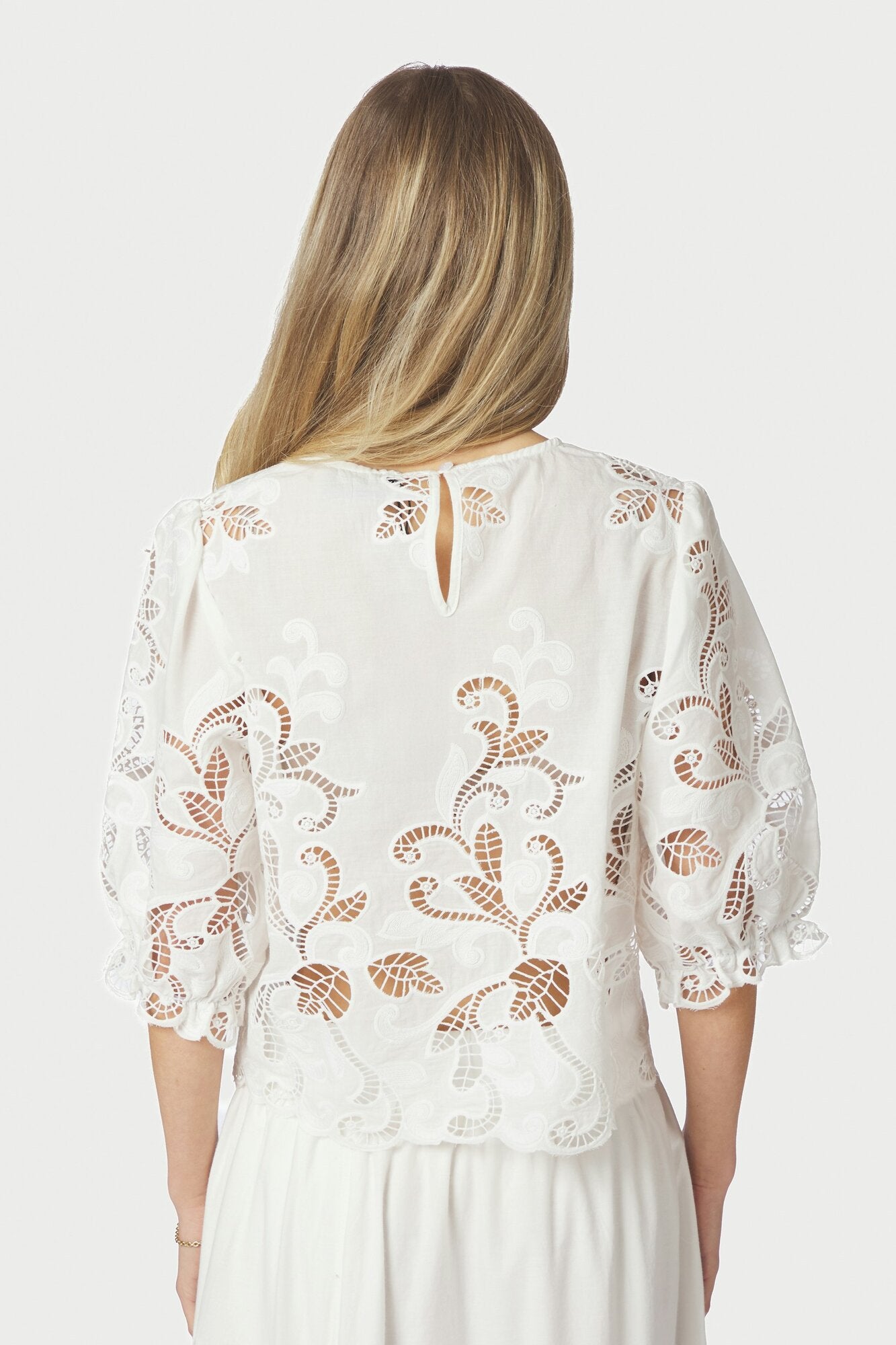Fia Embroidery bluse - hvid