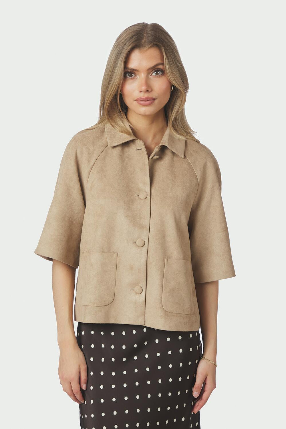 Editta Faux Suede kortærmet skjorte - sand