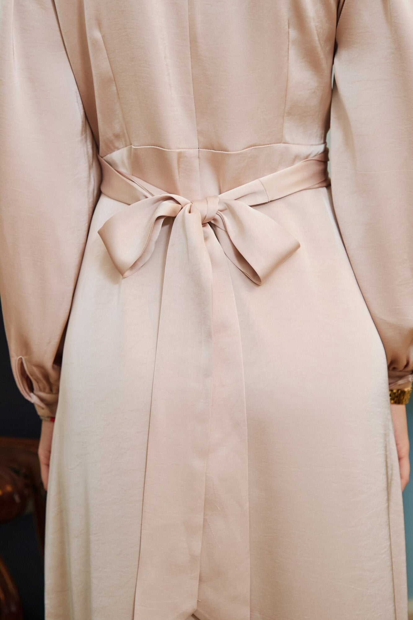 Bretti Heavy Sateen kjole - Champagne