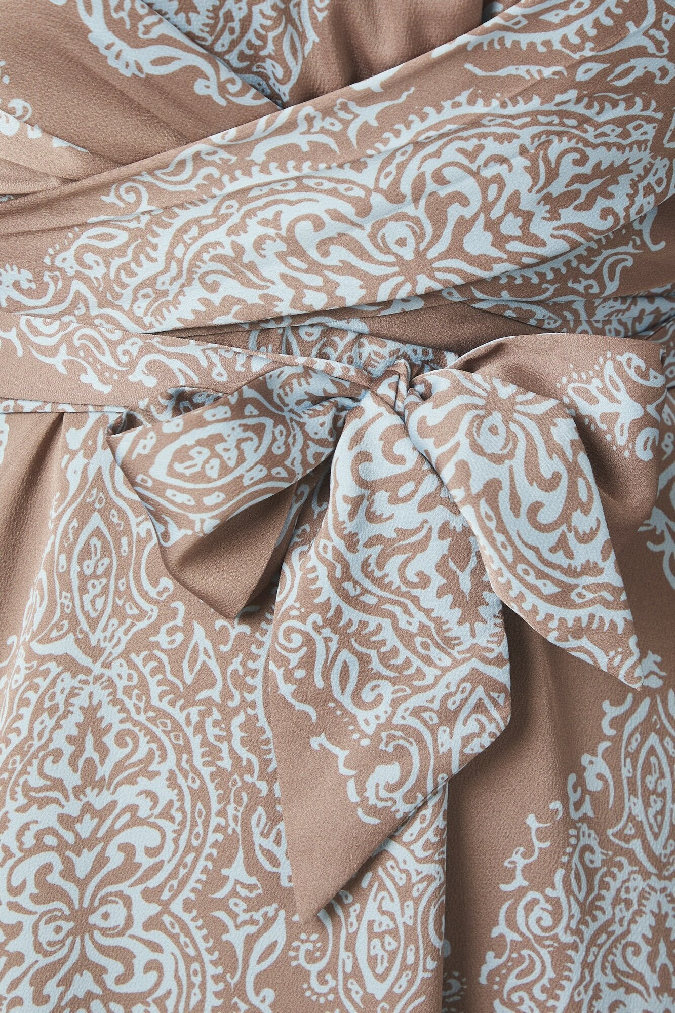 Bretti Paisley Drop kjole - Dark Taupe/Light Blue