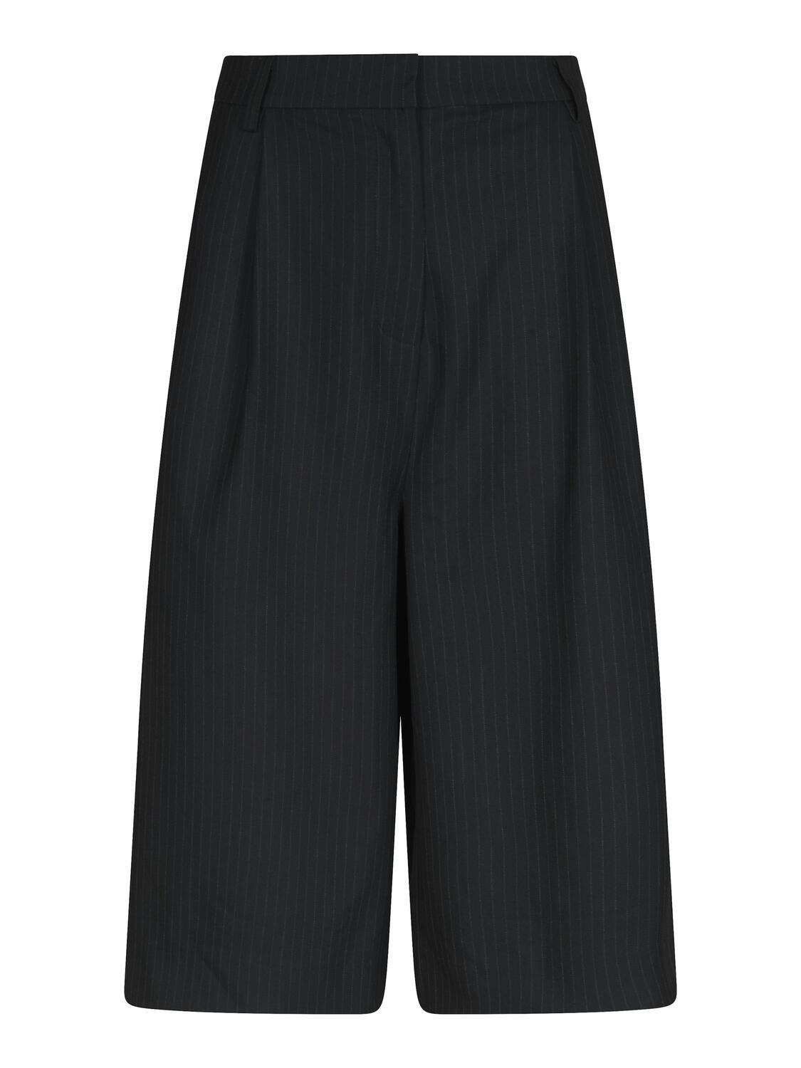 Rima Slim Pinstripe shorts - Dark Navy