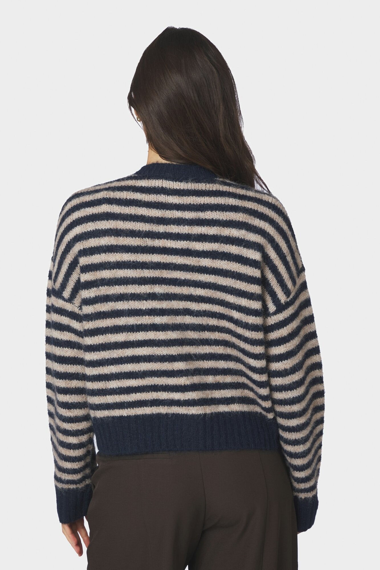Isana Stripe Fluffy Knit cardigan – Navy Striped