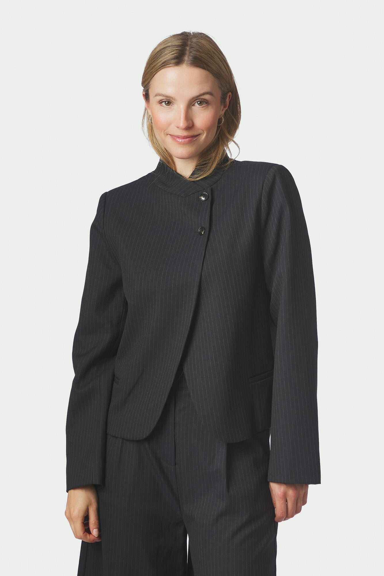 Tiria Slim Pinstripe blazer - Dark Navy