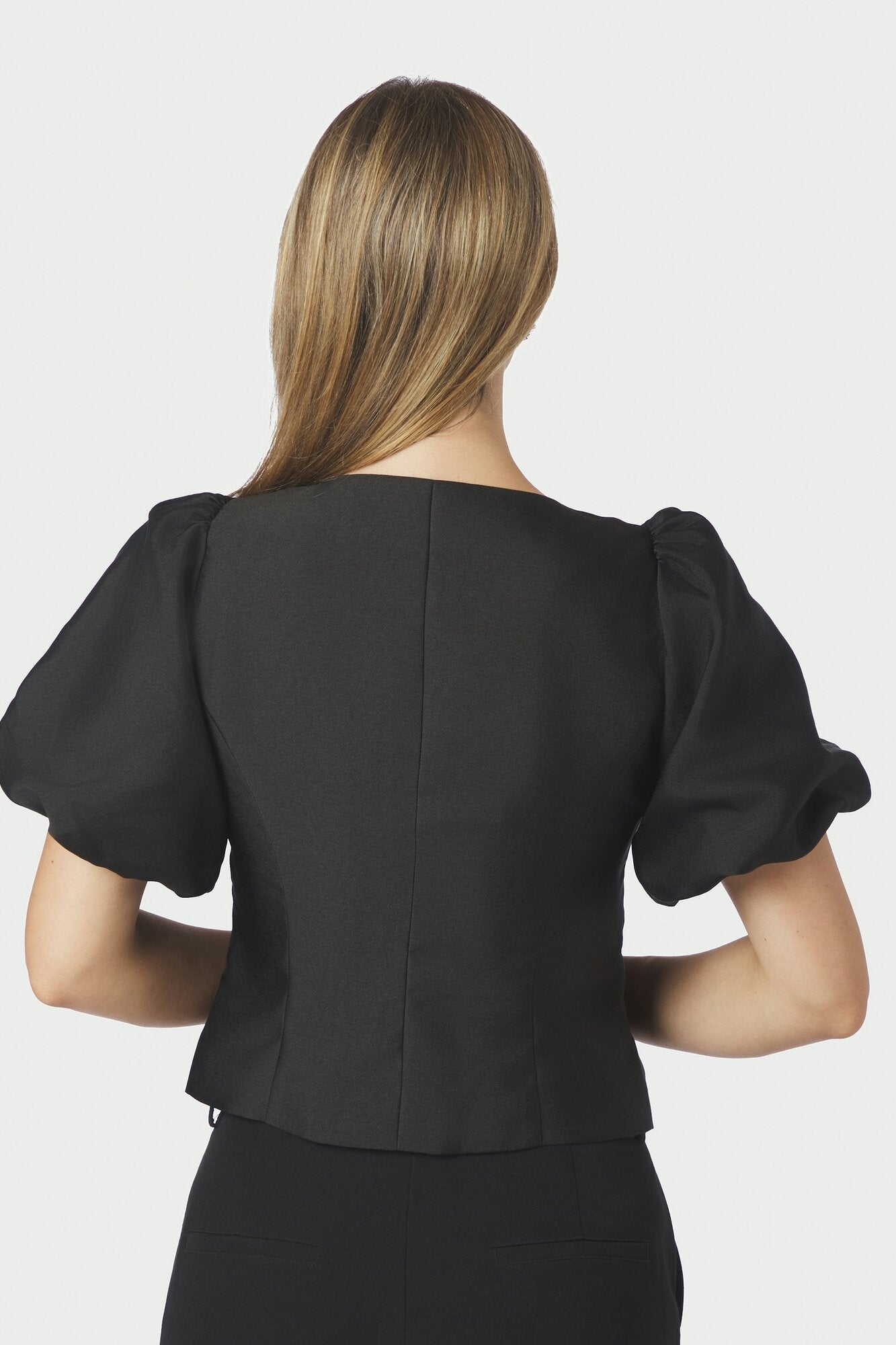 Anela Mandarin Dull Satin bluse – Black
