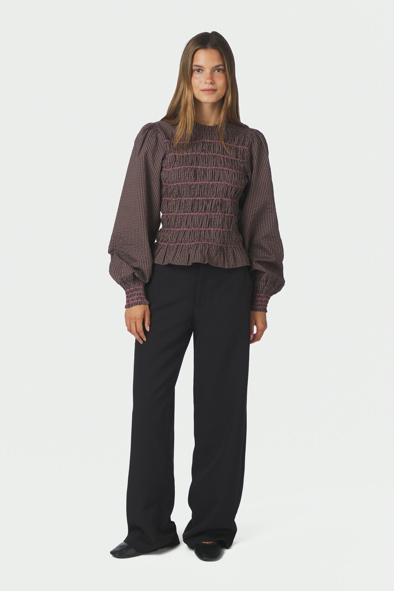 Oliana Check bluse med pufærmer – Dusty Brown