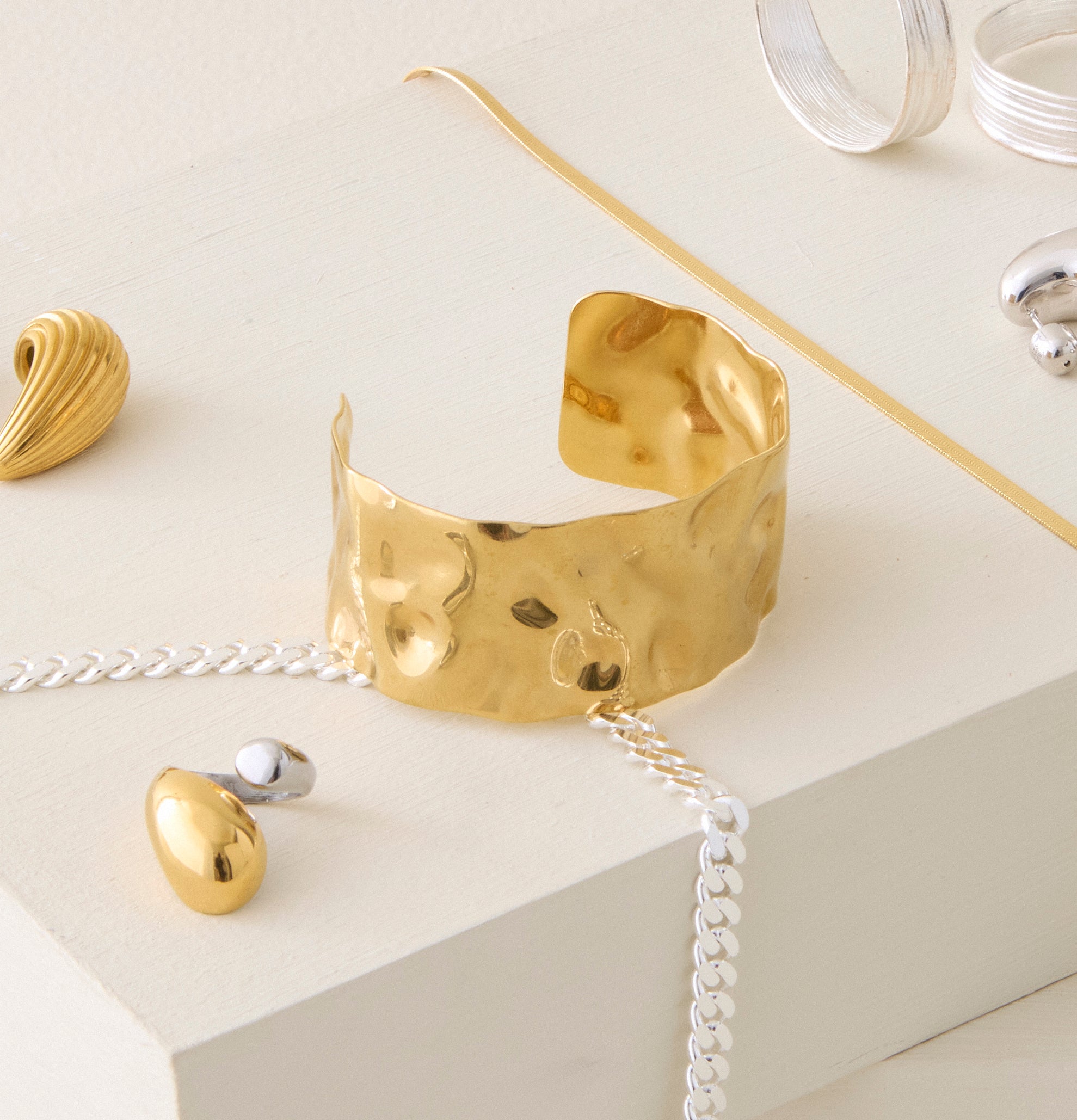Organic Statement Cuff armring, vandfast - forgyldt