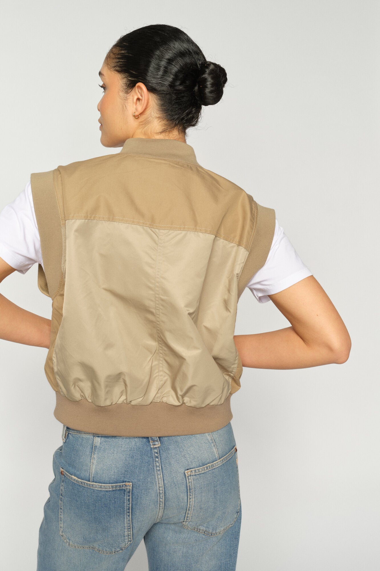 Jovo Neola vest – Twill