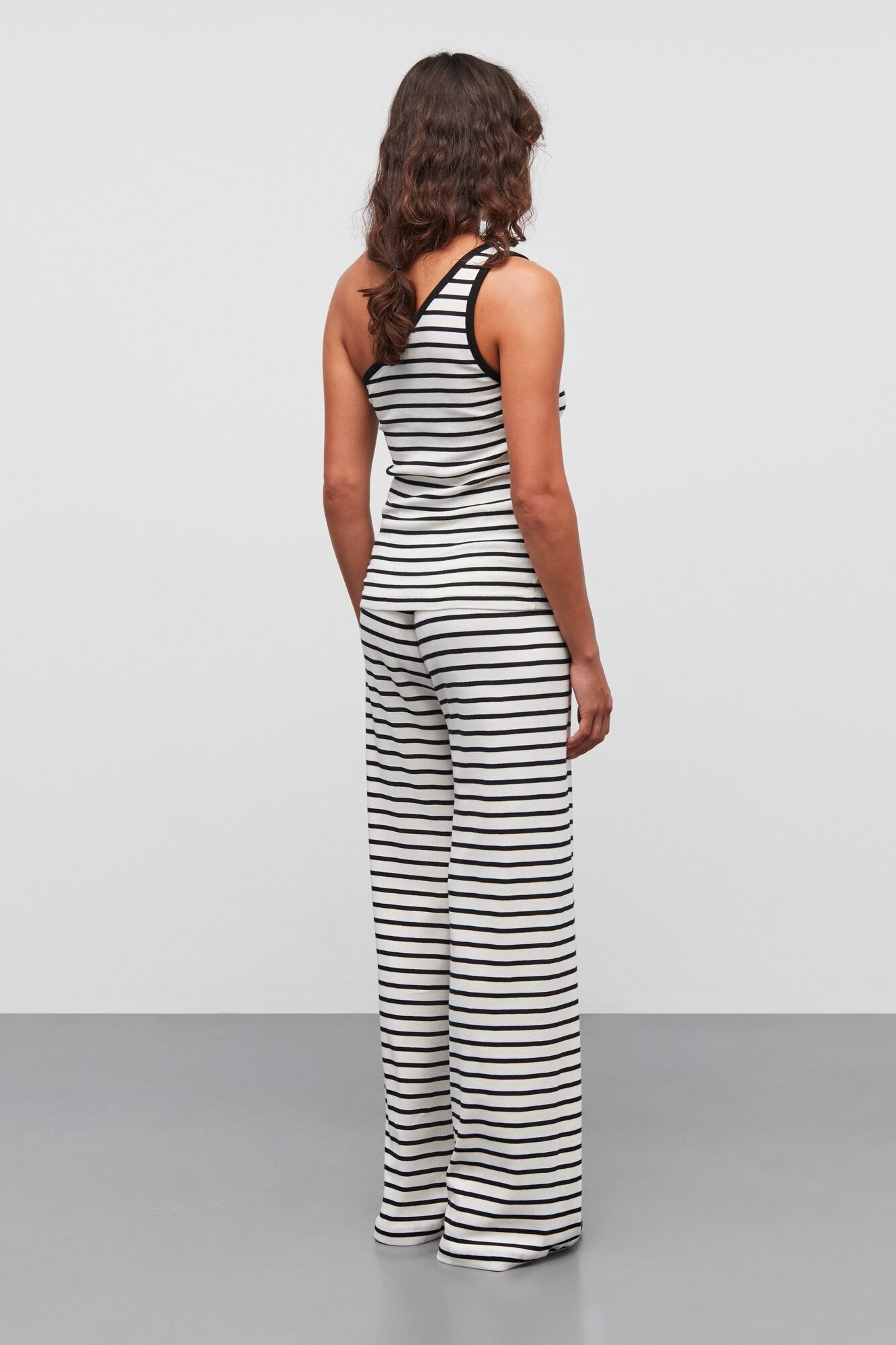 2X2 Cotton Stripe Kitty one-shoulder top - Vanilla Ice/Black