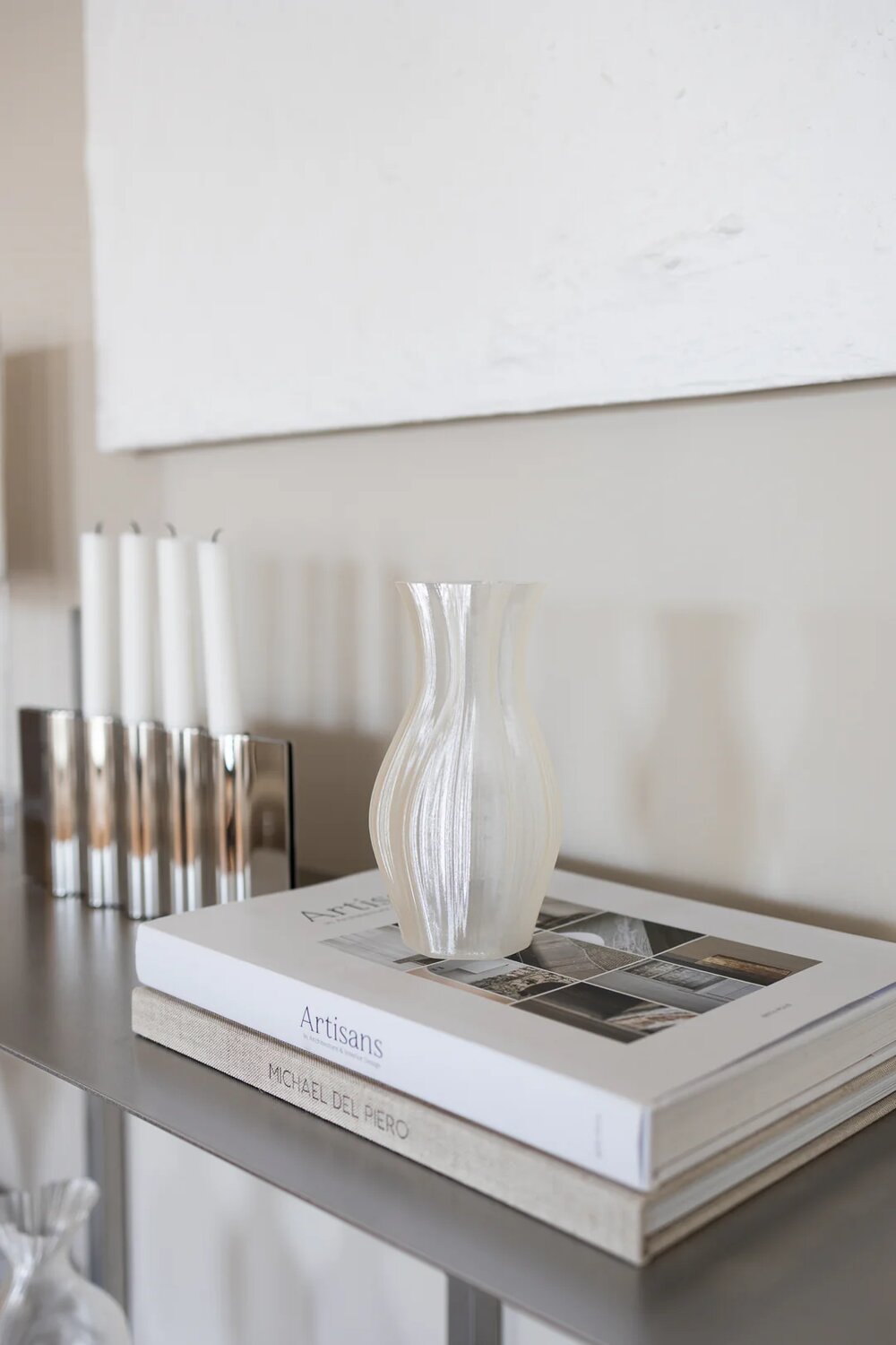 Bloom vase, Ivory - H19 cm.