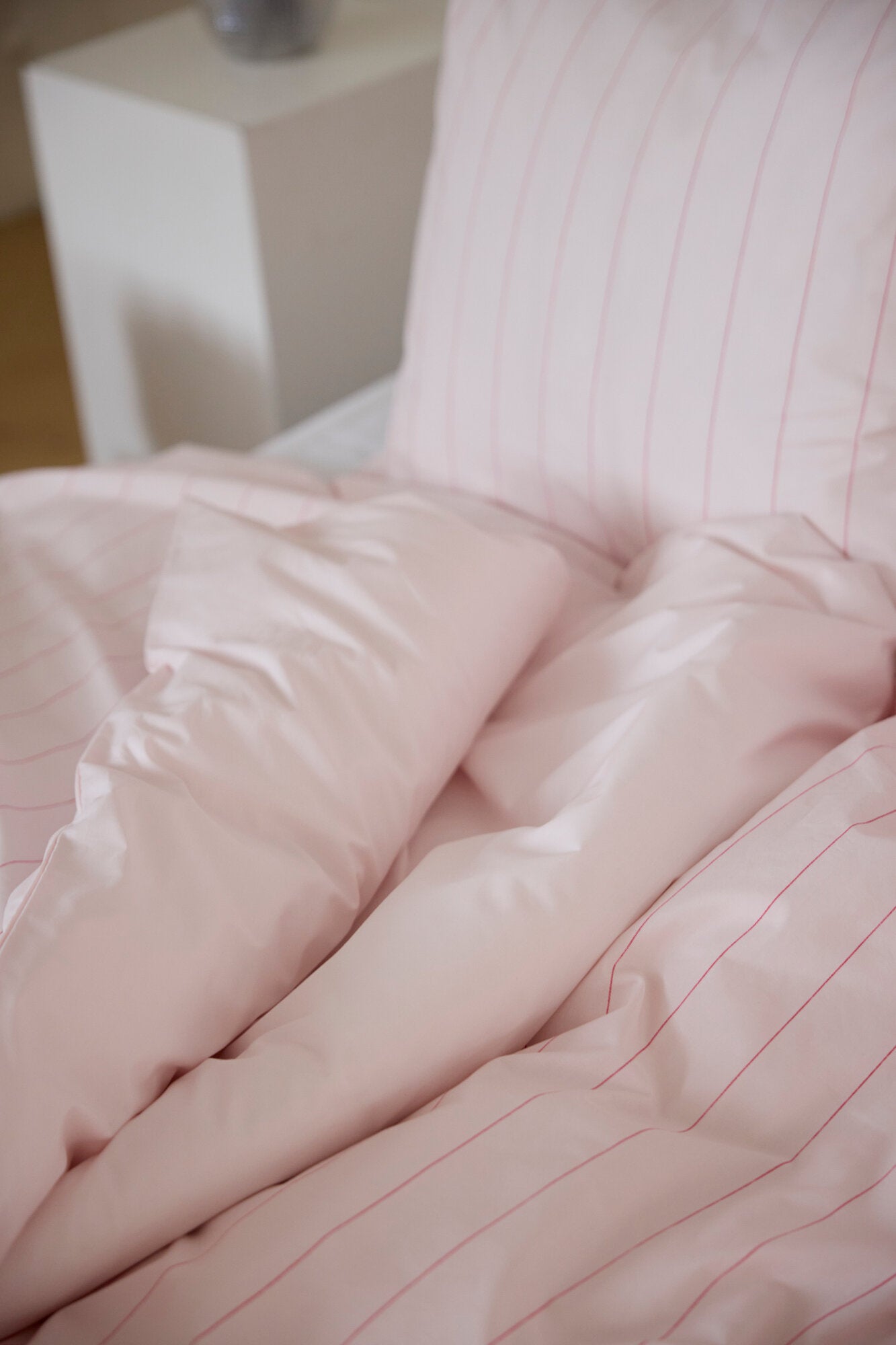 Needle stripe sengesæt – Rosa