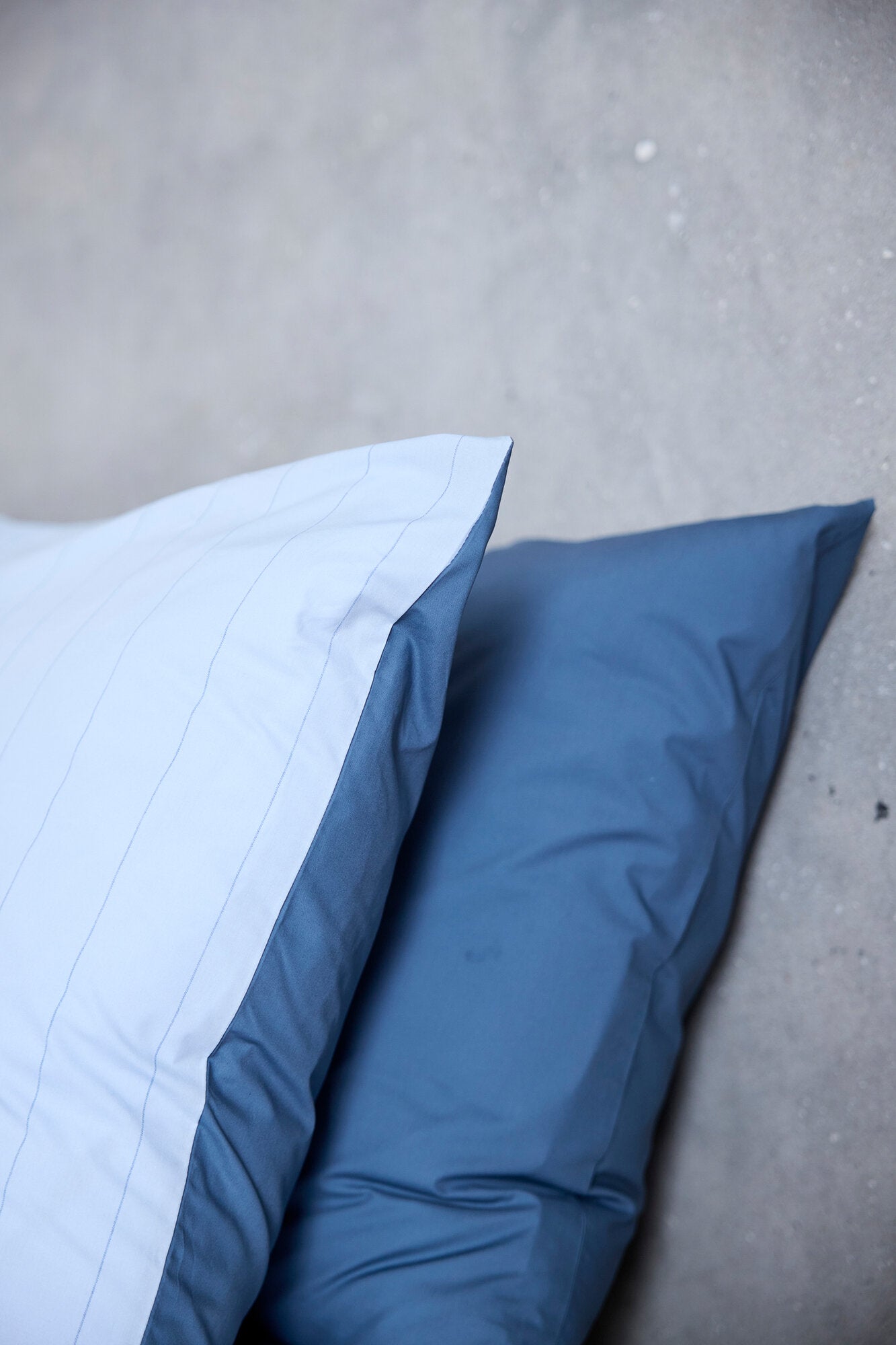 Needle stripe sengesæt – Blå
