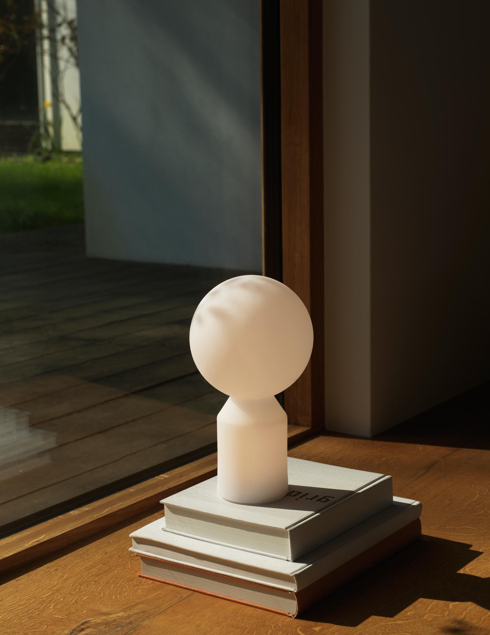 Yo bordlampe, hvid - lille