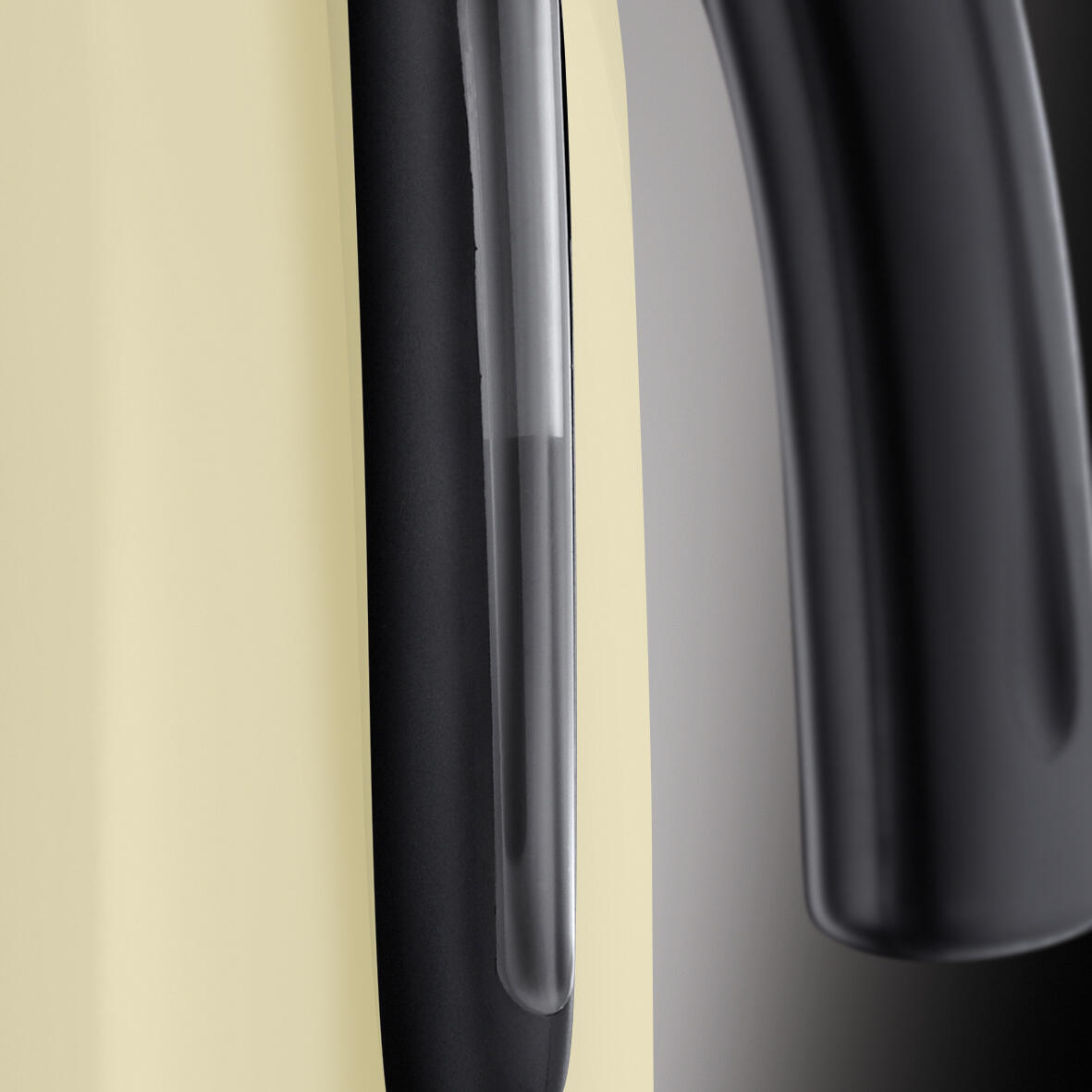 Colours elkedel, creme - 1,7L