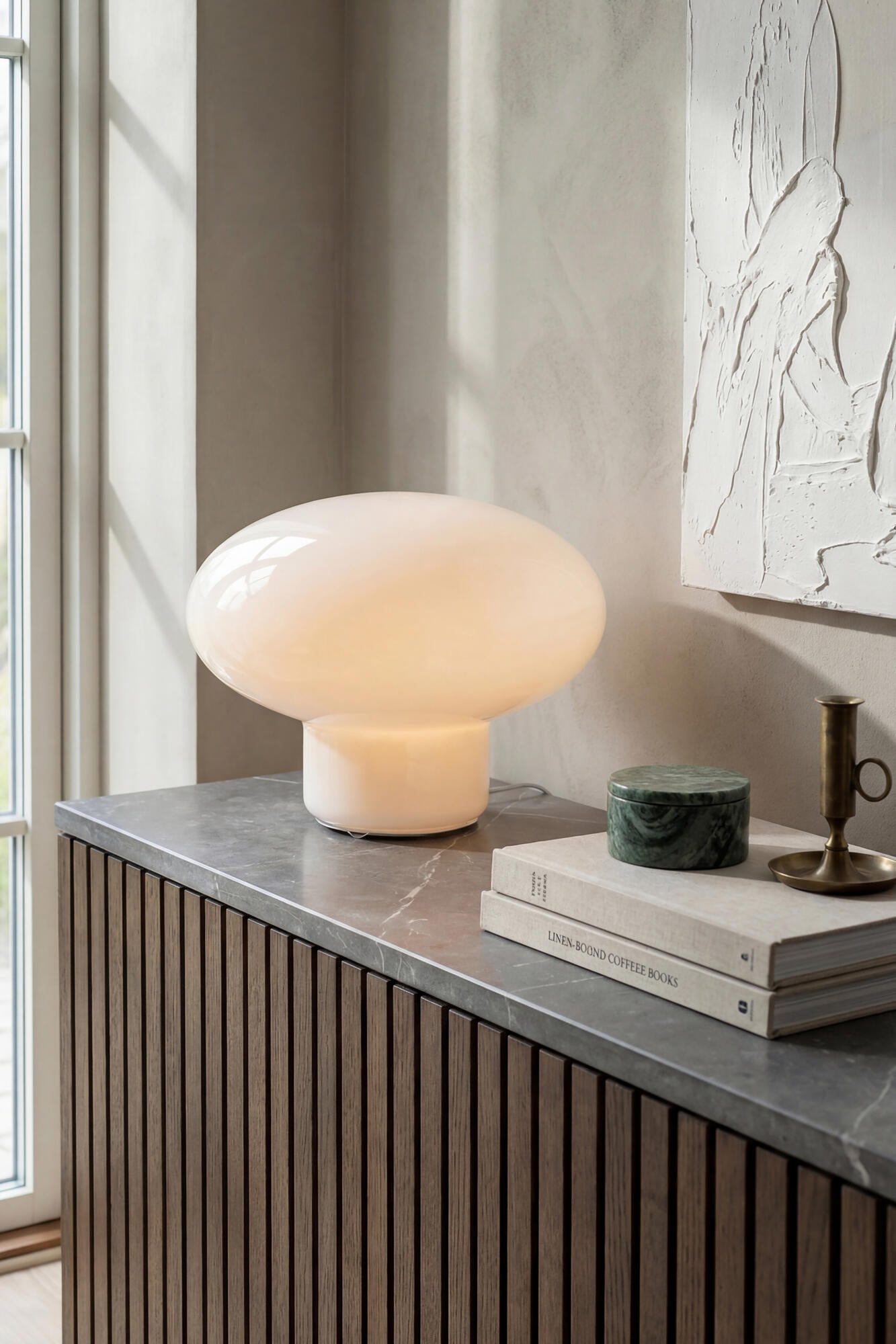 Ovalie XXL bordlampe, H25,5 cm - hvidt trelagsglas
