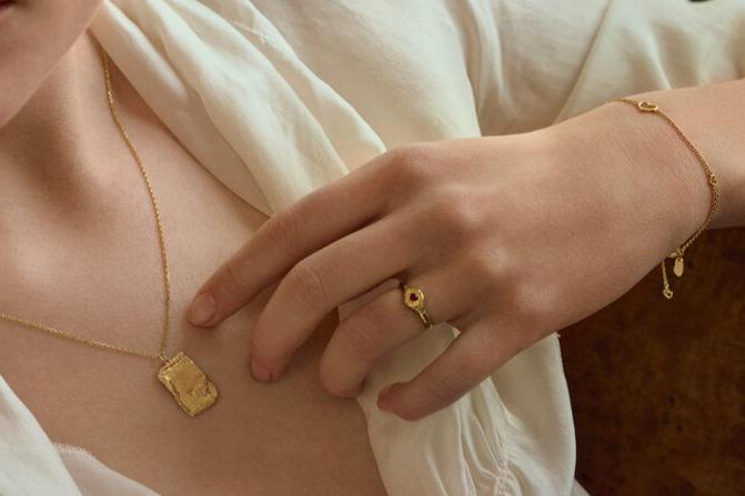 Hayali Ring - Guldfarvet