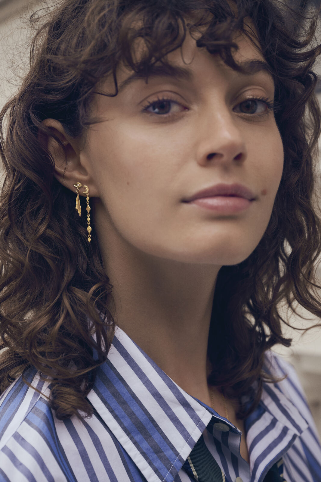 Minola hængeøreringe - forgyldt