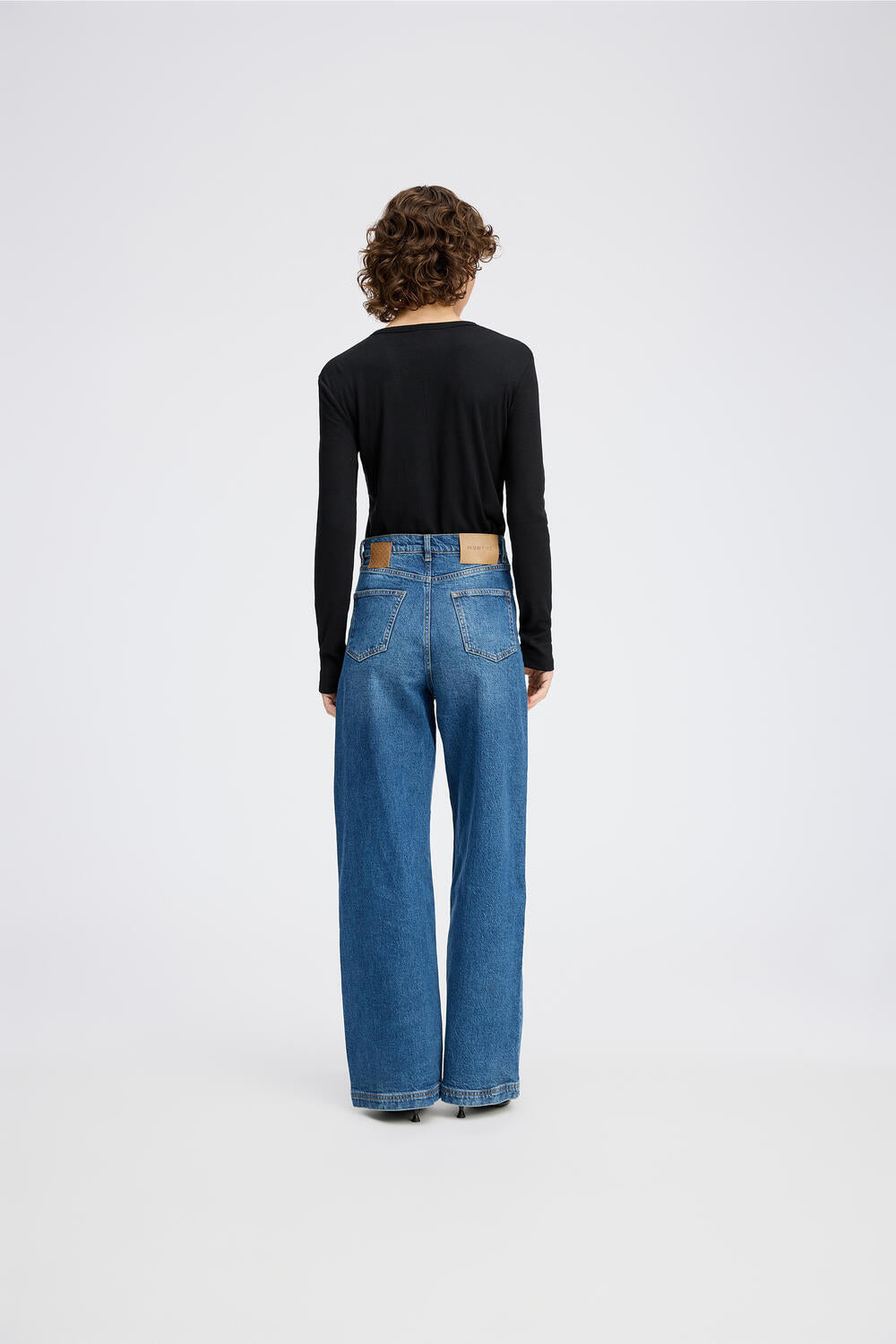 Grace Button langærmet t-shirt - sort