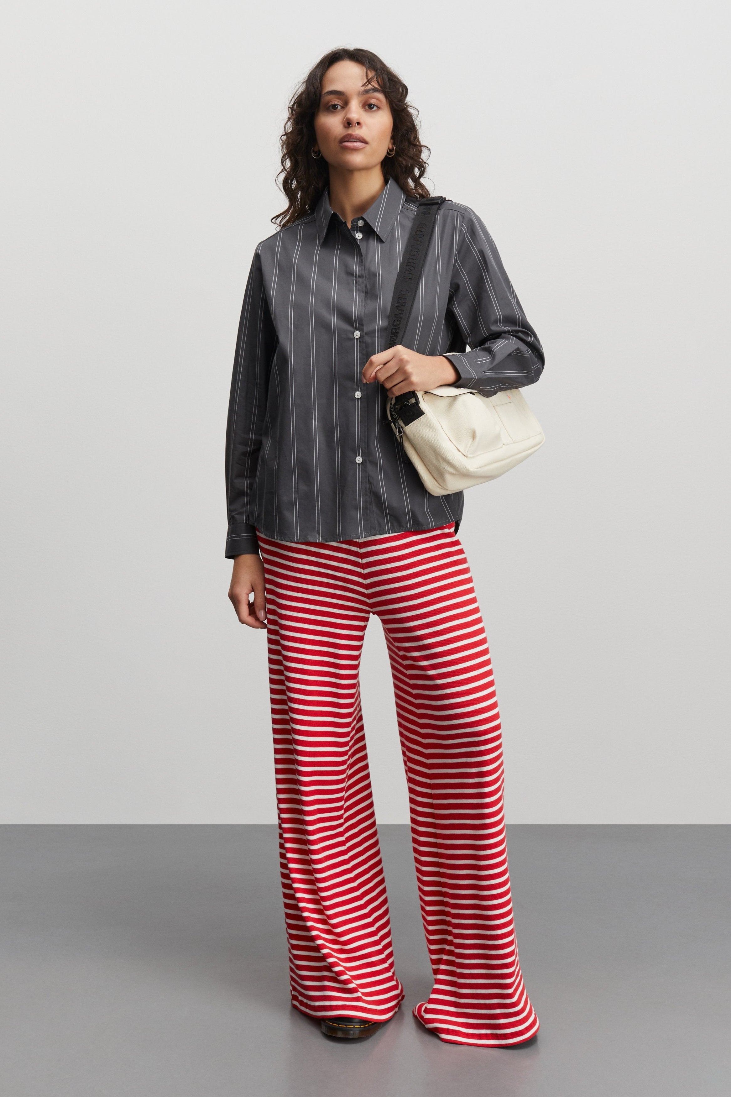 2X2 Cotton Stripe Veran bukser - High Risk Red/White Alyssum