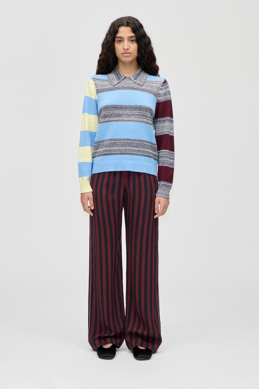 Stribede bukser - Navy and Burgundy Wallpaper Stripes