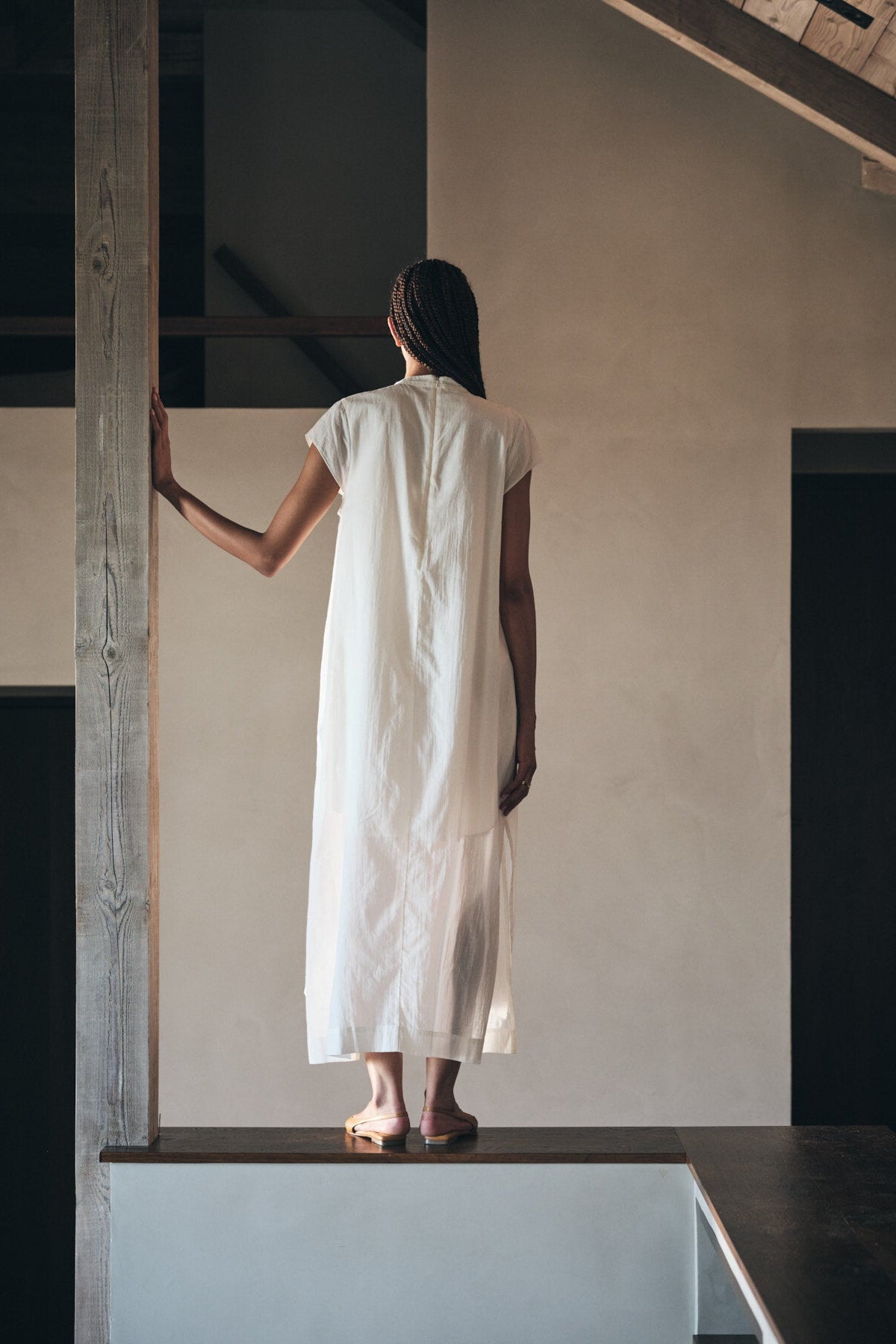 Taya kjole - Bone