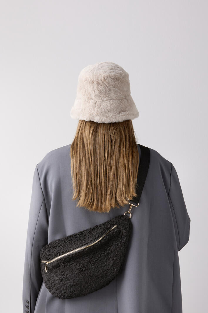 Faux fur bøllehat - beige