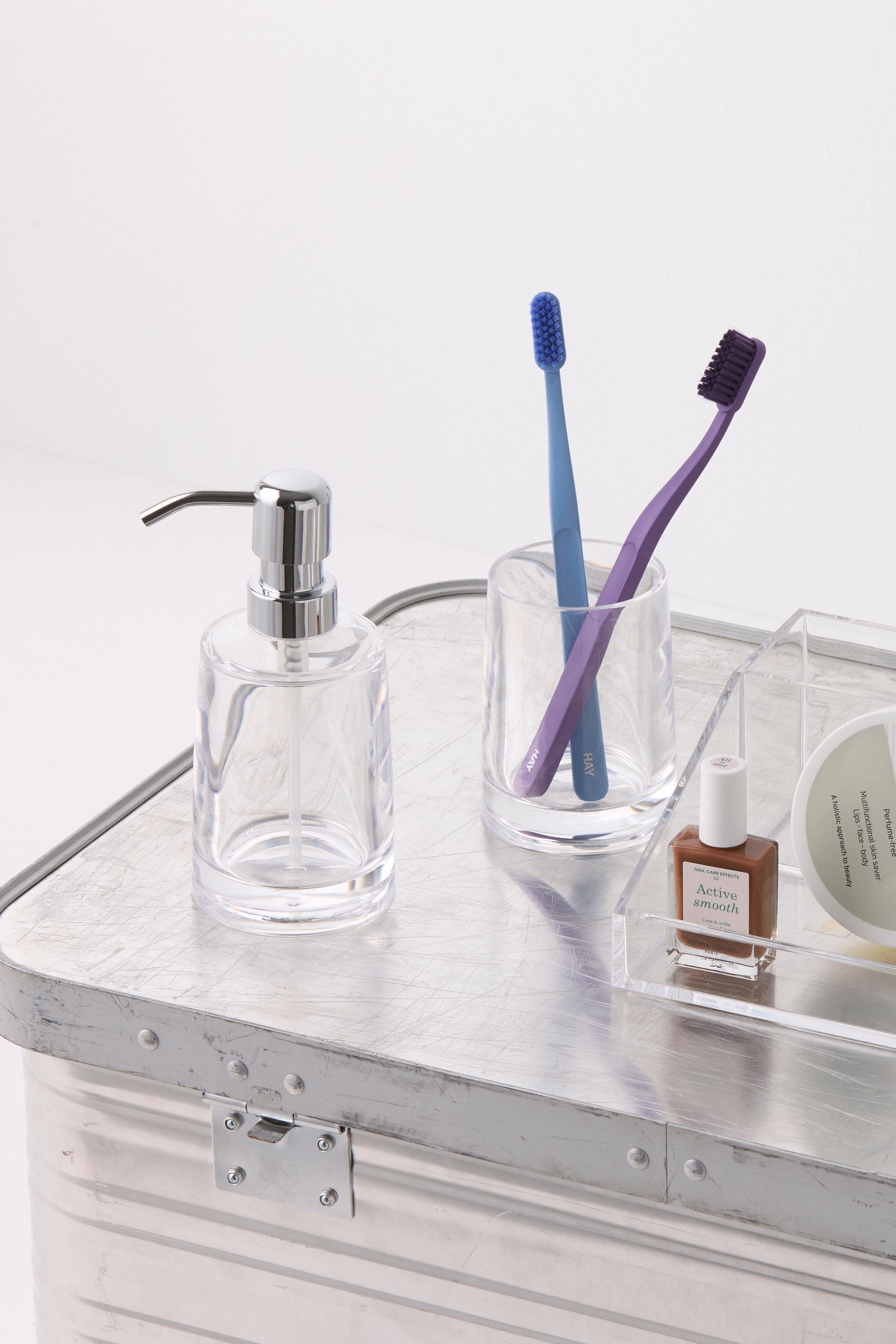 Tandbørstekrus, klar - H: 10 cm.